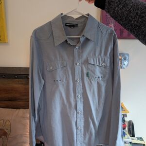 Men's Gray Button-Up Shirt